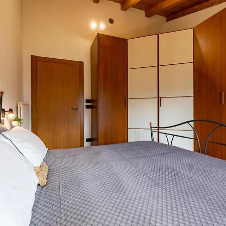 Al Apartament